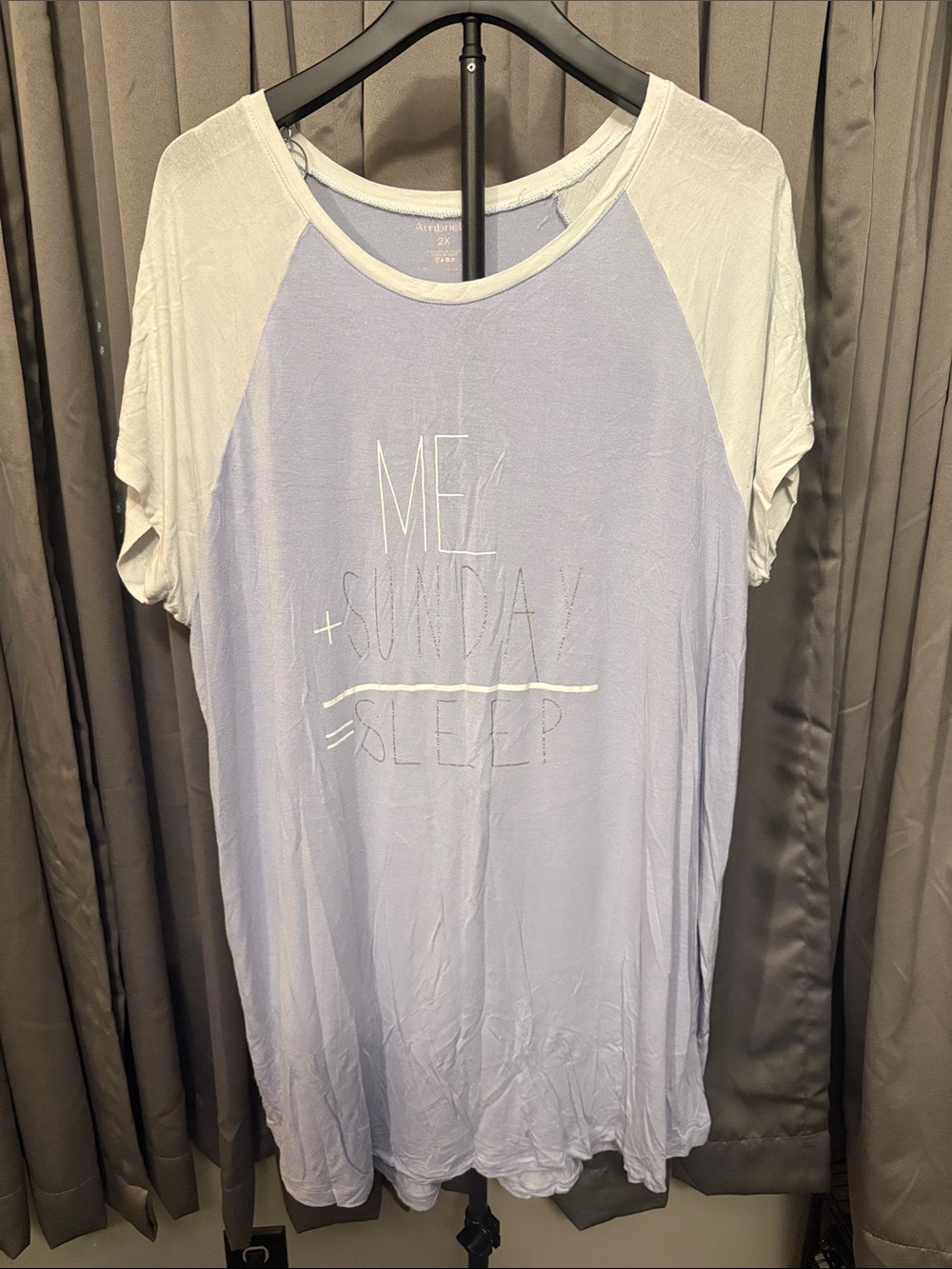 🎉 5 for $10 Ambrielle Lavender Body with Cream Raglan Short Sleeve Tee